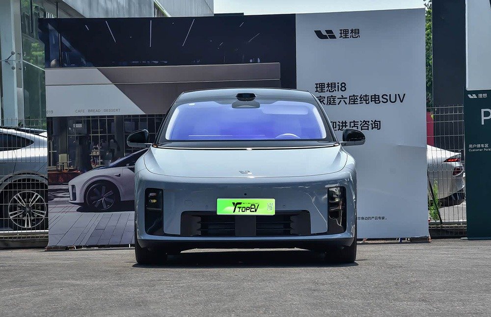 imgi_3_1_3(3) 2026 Li Auto i8 Standard– China Export Vehicle | Chinese Car Direct Price UK | سيارات صينية مستوردة من الصين إلى العراق - Image 1