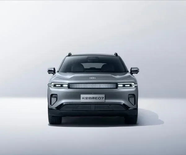 Changan Qiyuan E07 Pure Electric Four-Wheel Drive New Energy Vehicle Car– Ships Worldwide From China | Chinese EV for Sale in Hong Kong