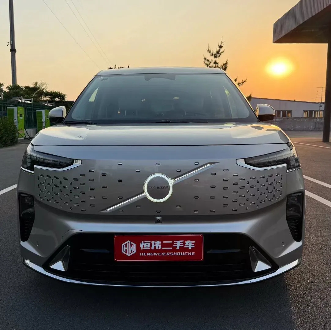 imgi_21_2024-Volvo-Em90-Ultra-Edition-738km-Ternary-Lithium-Battery-Electric-Car-MPV Volvo Em90 Ultra– Buy Direct From China | السيارات الصينية في قطر - Image 1